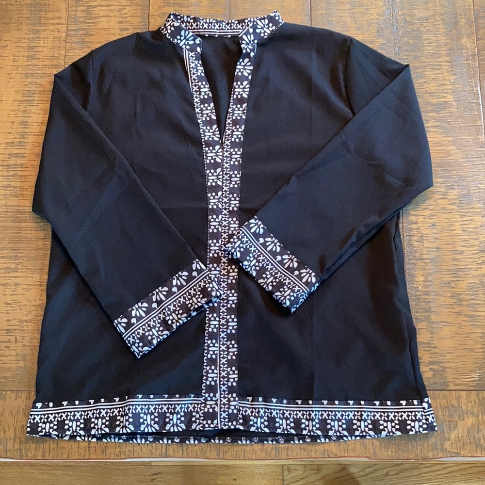 NWOT Split Neck Tunic